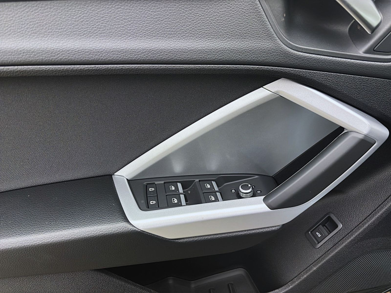 Bild 9: Audi Q3 35 TDI ADVANCED AHK NAVI KAMERA LED