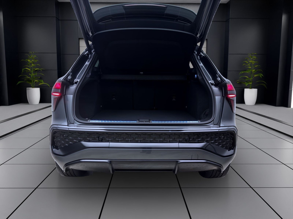 Thumb 3: Audi Q3 SUV TFSI Q S LINE NAVI SONOS LM20 AHK HuD