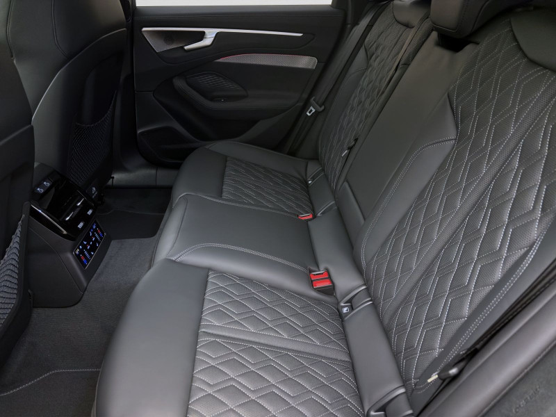 Bild 13: Audi A6 Avant e-hybrid Q EDITION ONE PANO AHK LM21 HuD B&O