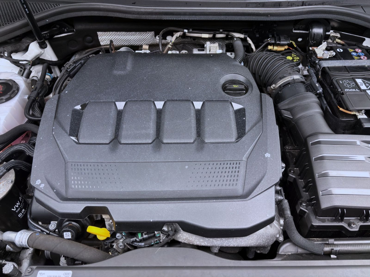 Thumb 17: Audi A3 Limousine 30 TDI S LINE NAVI+ PDC SITZHZG MATRIX