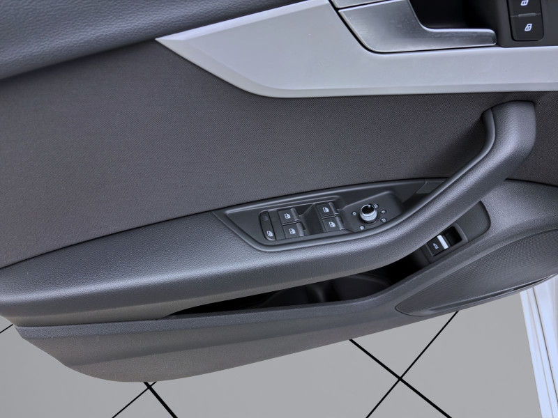 Bild 9: Audi A4 Avant 40 TDI ADVANCED STDHZG NAVI eKLAPPE KLIMA