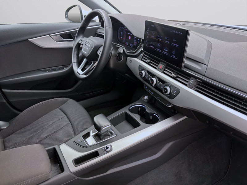 Bild 16: Audi A4 Avant 40 TDI ADVANCED STDHZG NAVI eKLAPPE KLIMA