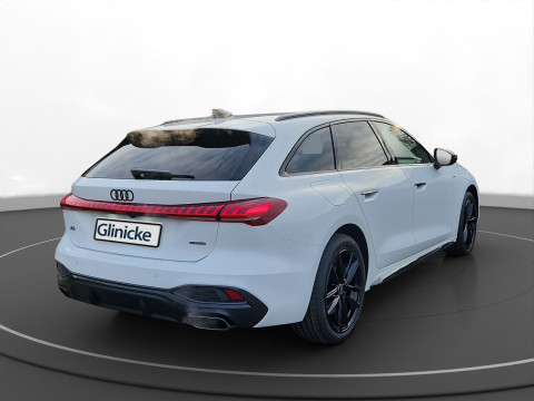 Audi A5 Avant - A5 Avant e-hybrid qu. S-Line AHK LM 19" RFK LED