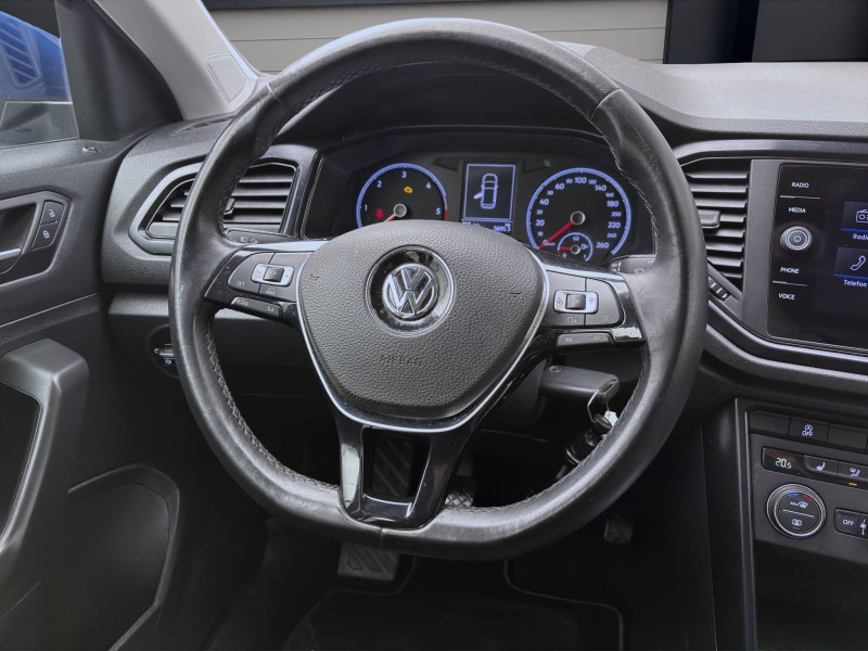 Bild 10: Volkswagen T-Roc 1.6 TDI NAVI PDC KLIMA SITZHZG ACC