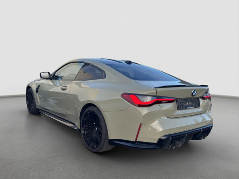 BMW - M4