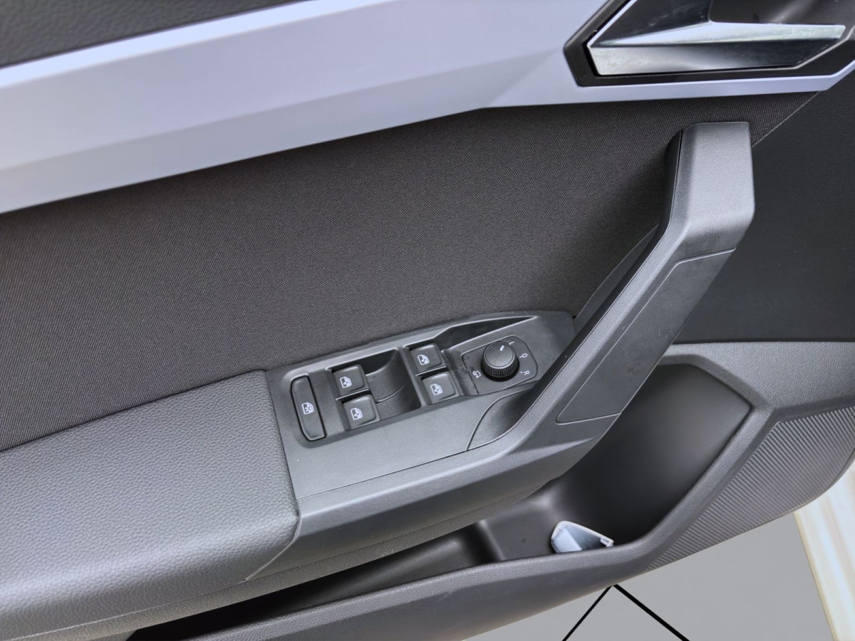 Thumb 9: Seat Ibiza 1.0 TSI DSG FR KAMERA KLIMA SHZG PDC LED