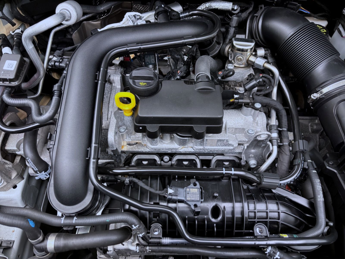 Thumb 17: Seat Ibiza 1.0 TSI DSG FR KAMERA KLIMA SHZG PDC LED