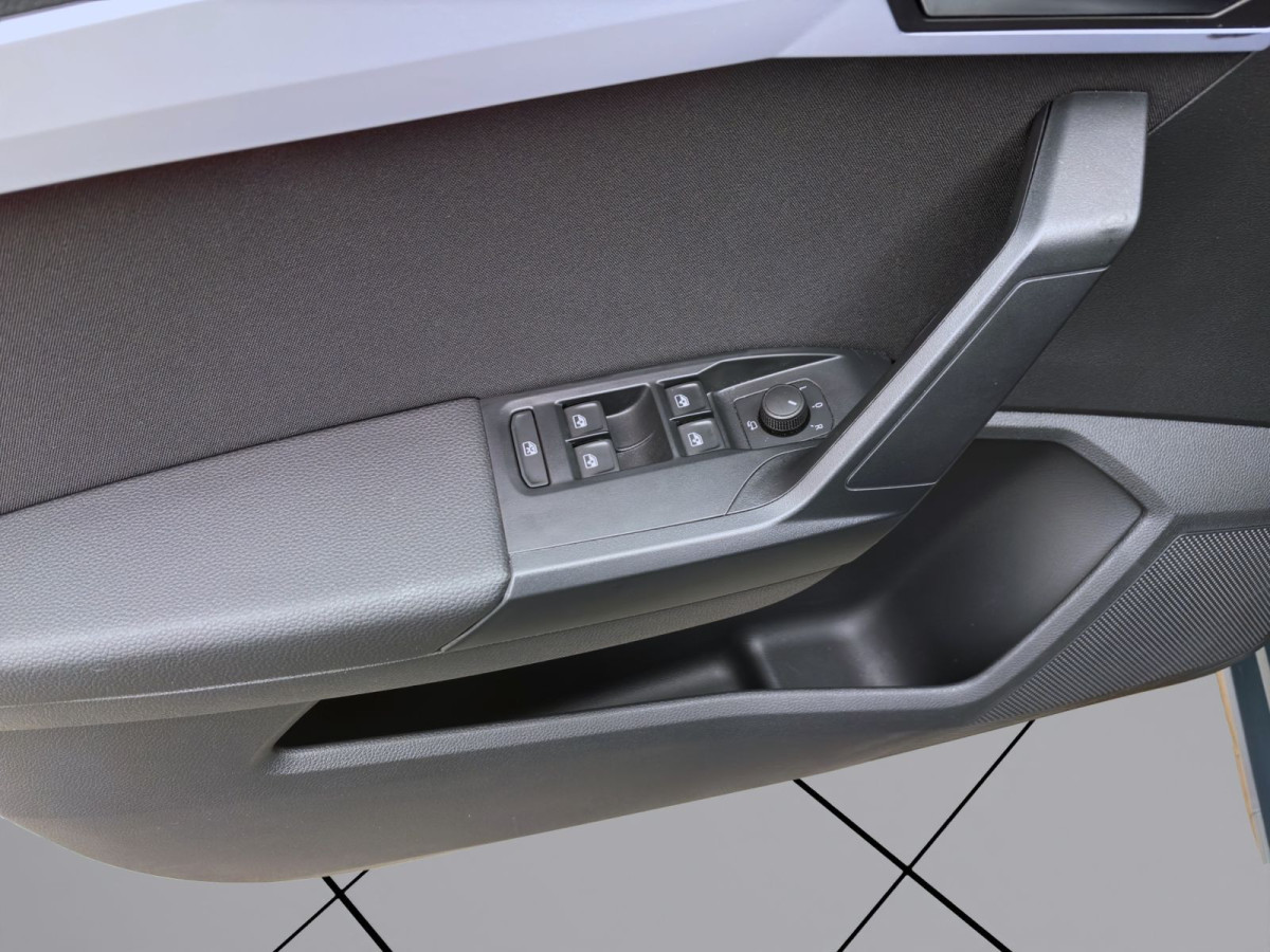 Thumb 9: Seat Ibiza 1.0 TSI DSG FR KAMERA PDC SITZHZG KLIMA