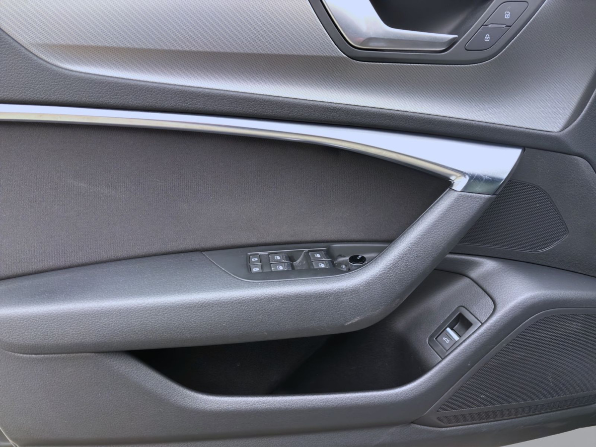 Thumb 9: Audi A6 Avant 45 TDI Q SPORT AHK NAVI PDC SITZHZG