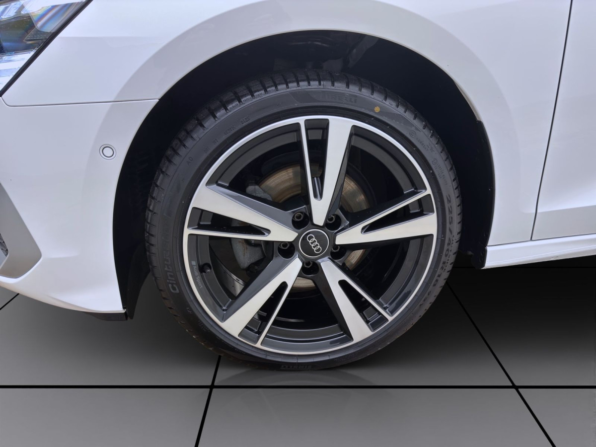 Thumb 7: Audi A3 Sportback 35 TDI ADVANCED NAVI+ MATRIX B&O PDC