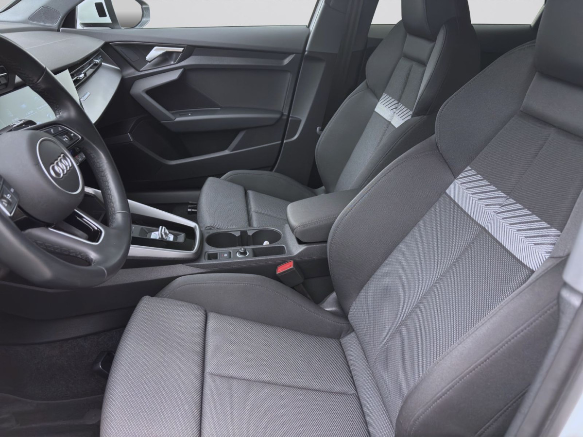 Thumb 8: Audi A3 Sportback 35 TDI ADVANCED NAVI+ MATRIX B&O PDC