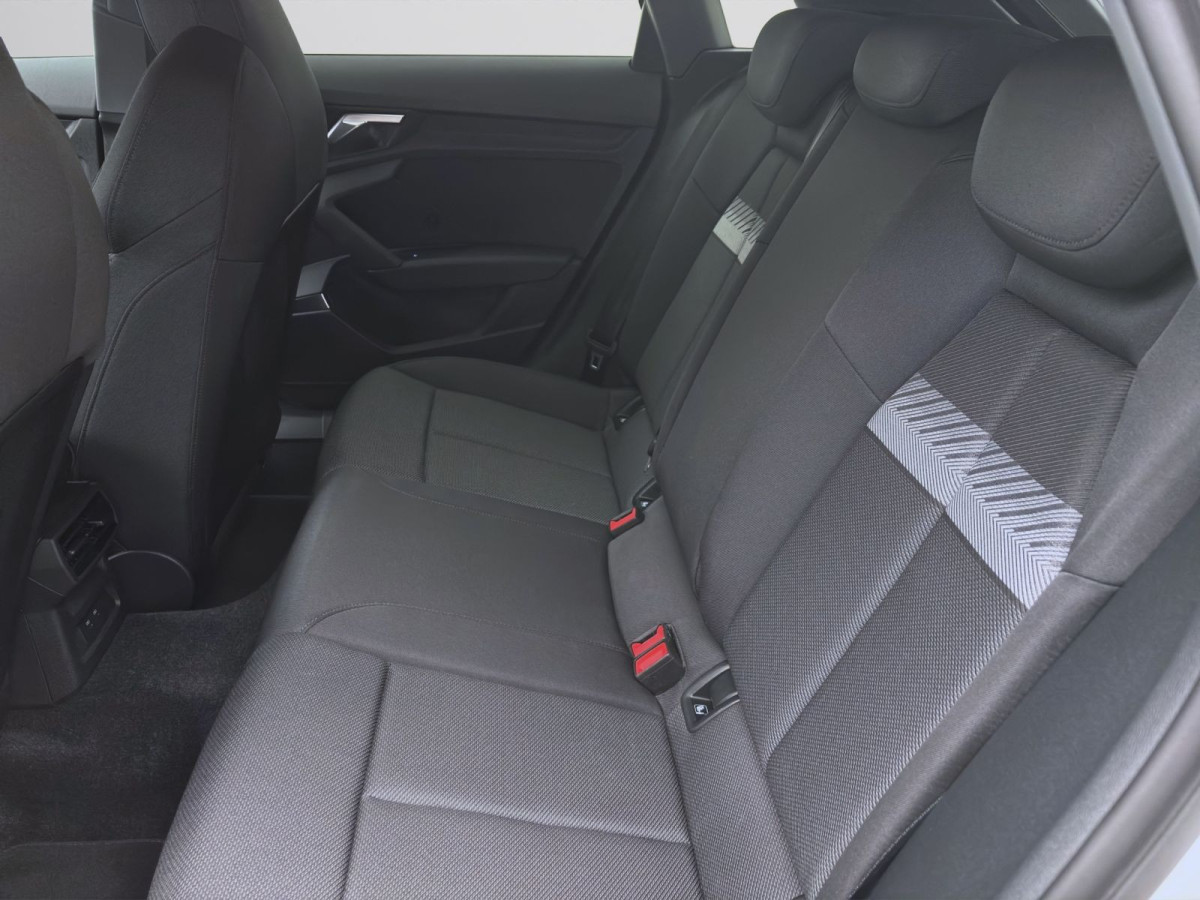 Thumb 14: Audi A3 Sportback 35 TDI ADVANCED NAVI+ MATRIX B&O PDC