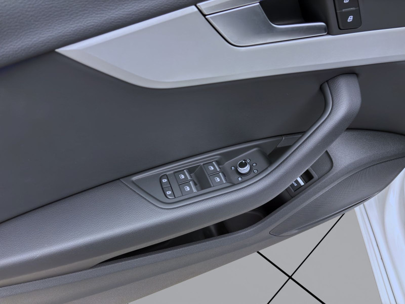 Bild 9: Audi A4 Avant 40 TDI ADVANCED STANDHZG NAVI KAMERA