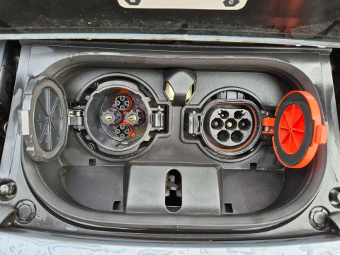 Ansicht 4 - Gebrauchtwagen Fahrzeug, Modell Leaf der Marke Nissan von Verkäufer Autohaus Bulenda GmbH & Co. KG