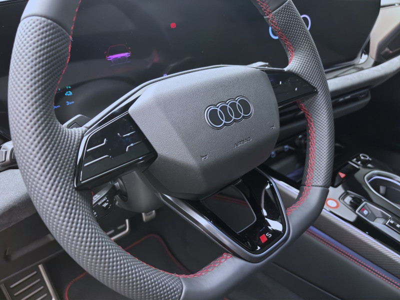 Bild 11: Audi A6 Avant e-hybrid Q S LINE AHK B&O LUFTFAHRWEK PANO WR