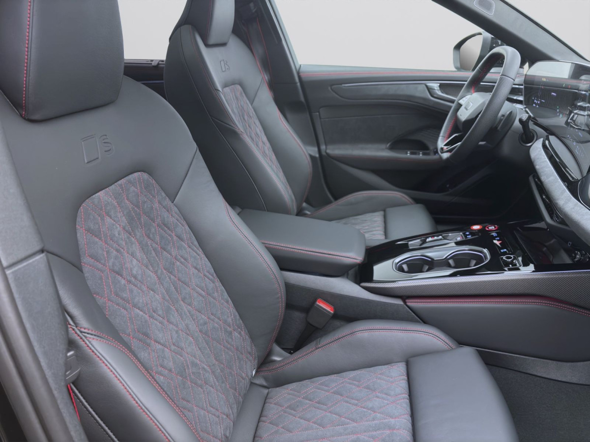 Thumb 15: Audi A6 Avant e-hybrid Q S LINE AHK B&O LUFTFAHRWEK PANO WR