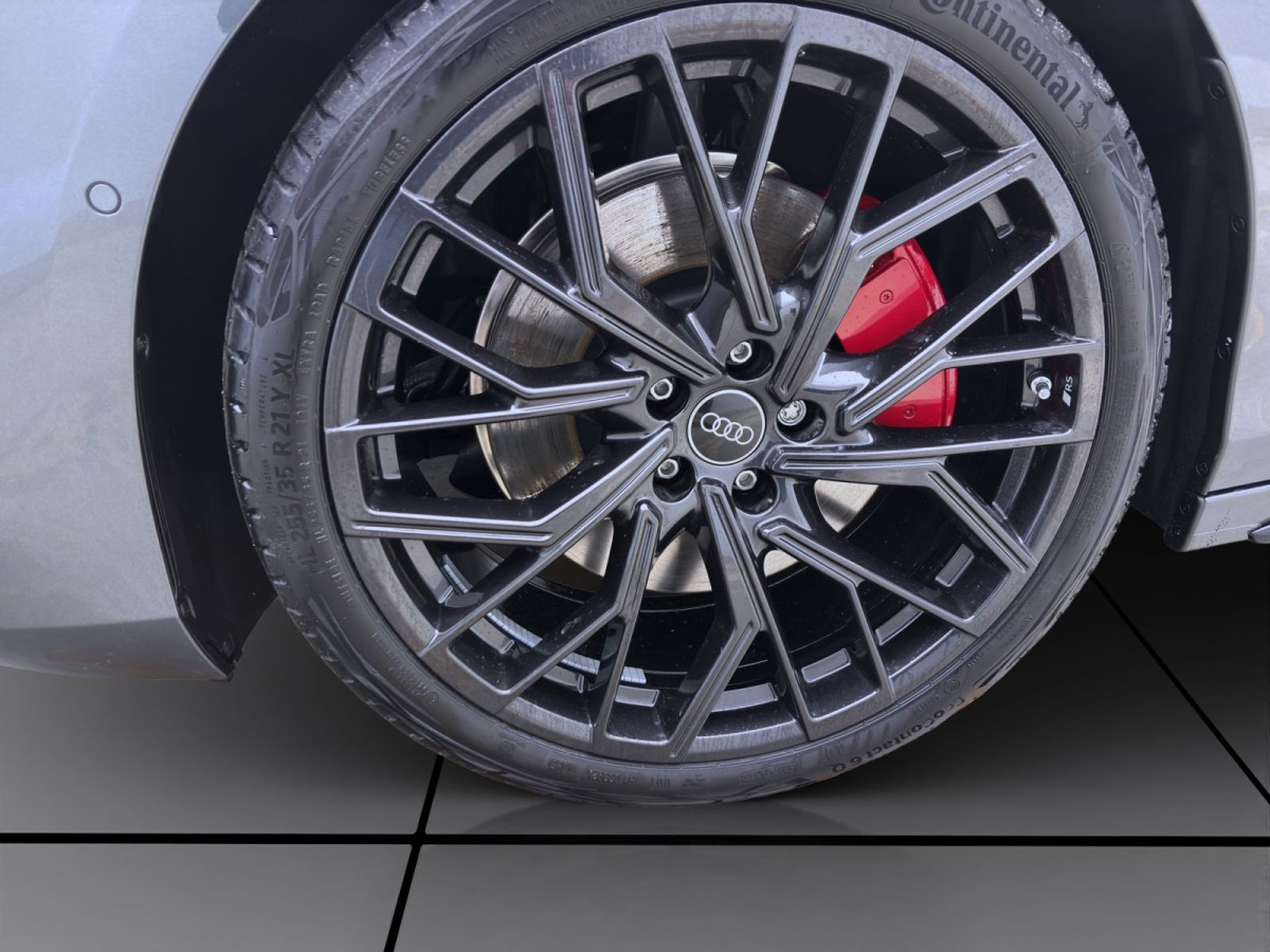 Thumb 6: Audi A6 Avant e-hybrid Q EDITION ONE S LINE AHK B&O LUFTFAHRWEK PANO WR