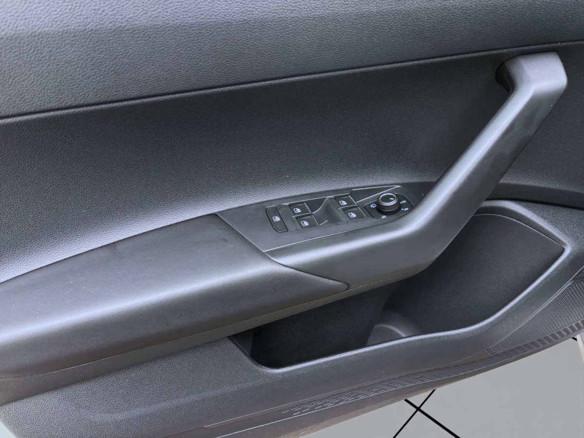 Thumb 9: Volkswagen Taigo 1.0 TSI DSG ENERGY PDC KAMERA SHZG LM16