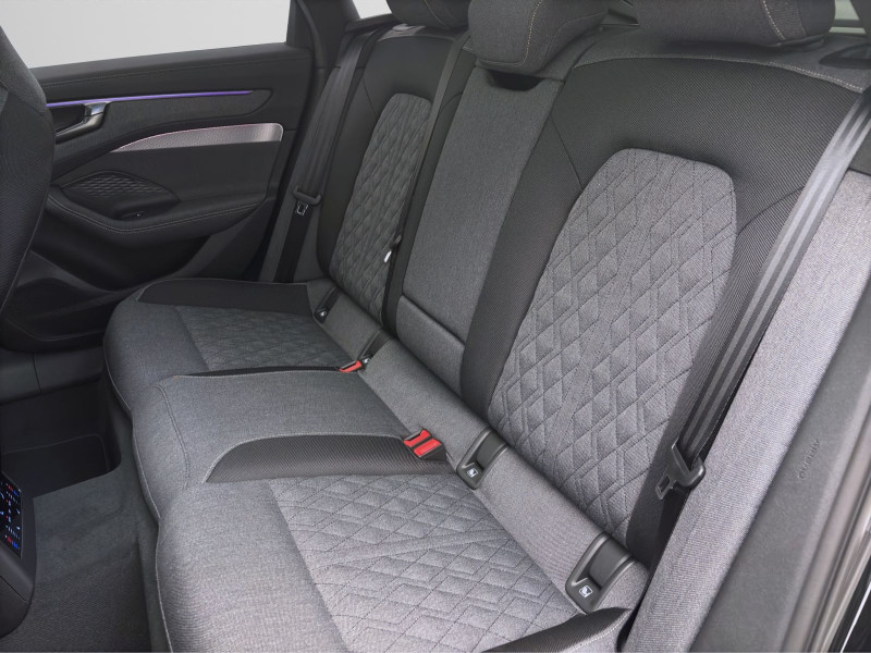 Bild 13: Audi A6 Avant 40 TDI Q S LINE EDITION ONE PANO PDC B&O LM21