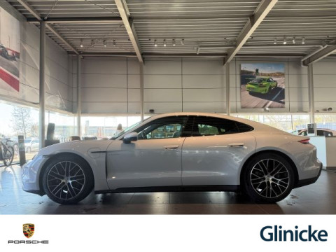 Porsche Taycan - Taycan Surround View BOSE 20-Zoll Panoramadach