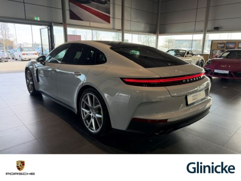 Porsche - Panamera