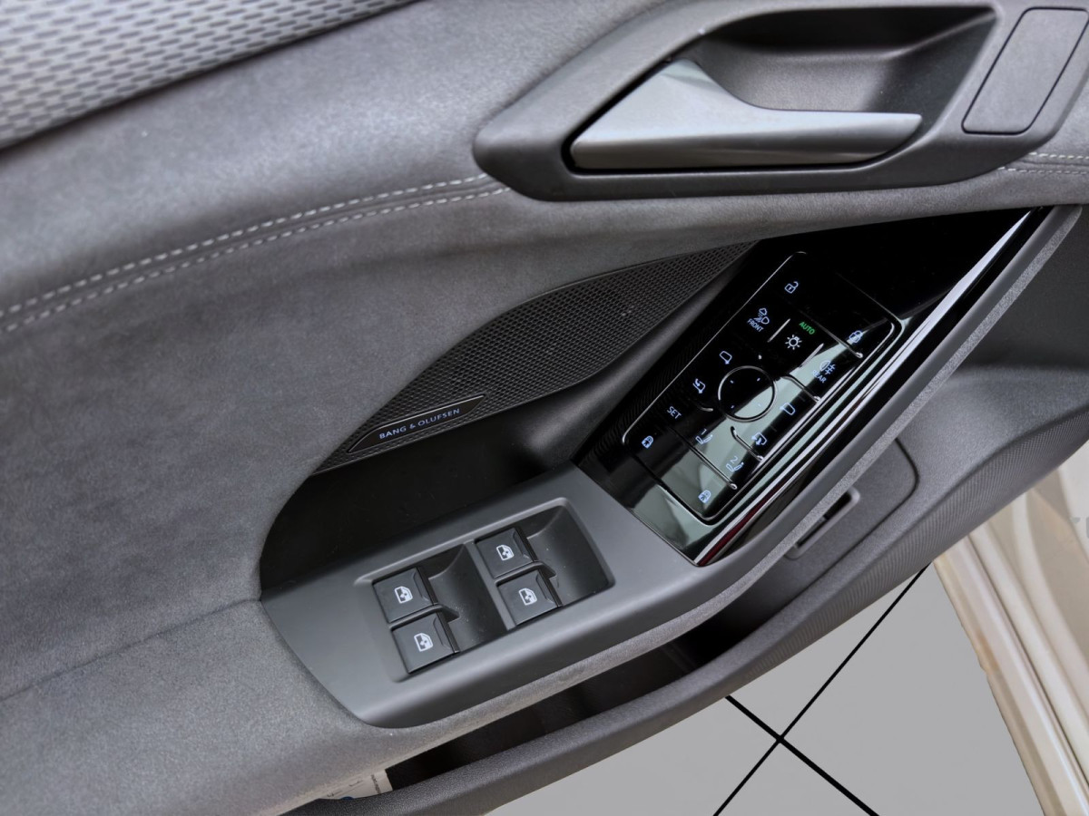 Thumb 10: Audi A6 Avant e-tron PERFORMANCE S LINE AHK PANO B&O