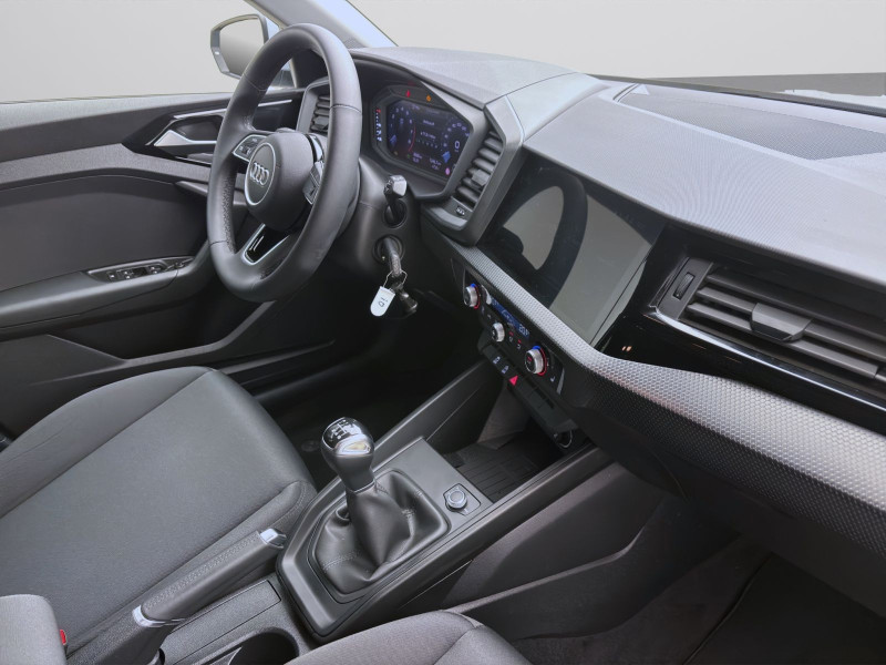 Bild 15: Audi A1 Sportback 30 TFSI ADVANCED SITZHZG KLIMA PDC