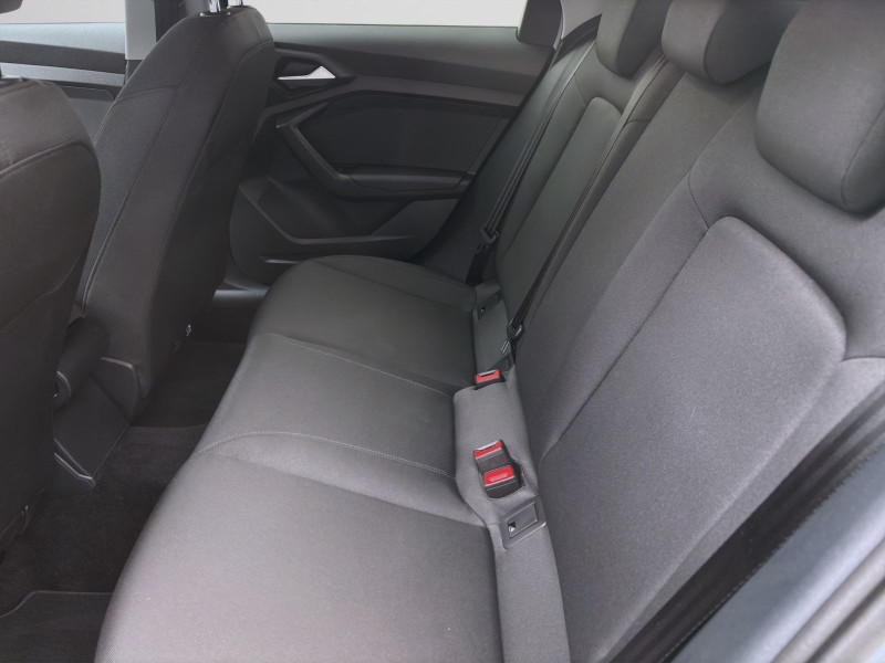 Bild 14: Audi A1 Sportback 30 TFSI ADVANCED SITZHZG KLIMA PDC