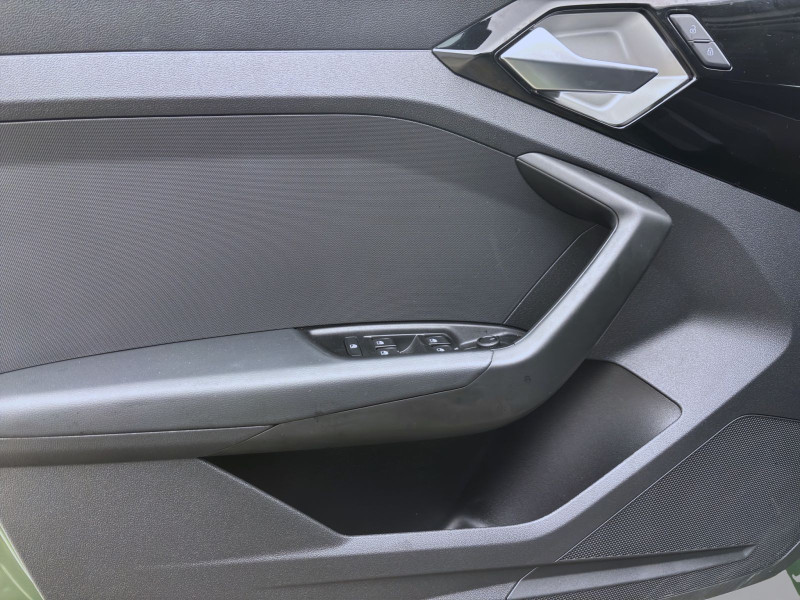 Bild 9: Audi A1 Sportback 30 TFSI ADVANCED SITZHZG PDC KLIMA