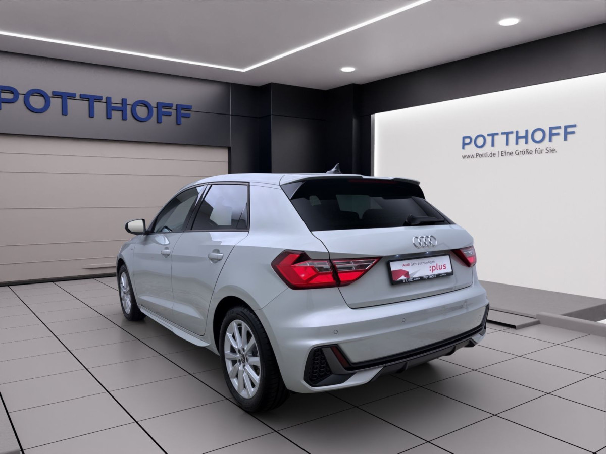 Thumb 1: Audi A1 Sportback 30 TFSI S LINE SITZHZG PDC KLIMA VIRTUAL