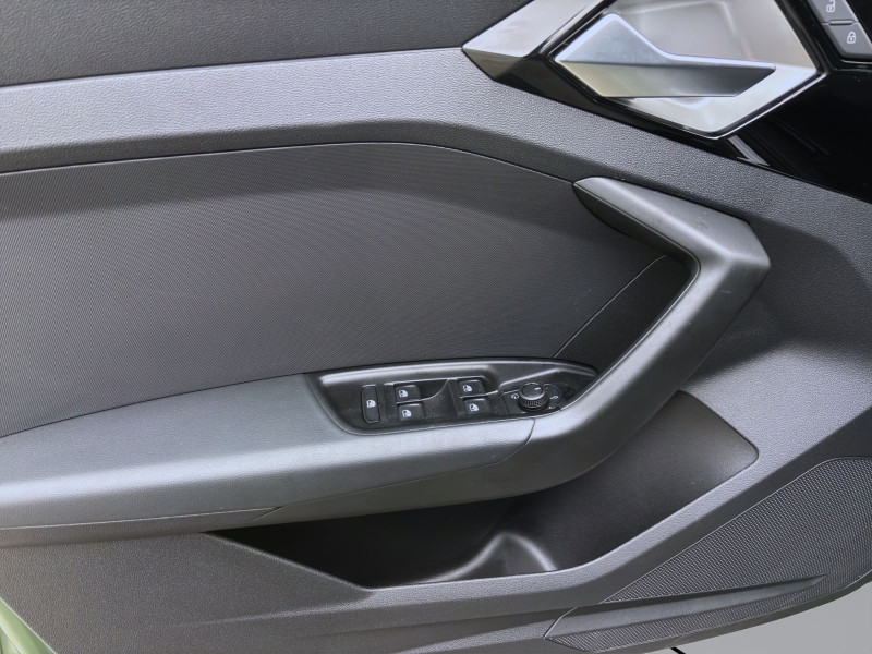 Bild 9: Audi A1 Sportback 30 TFSI ADVANCED SITZHZG KLIMA BLUETOOTH PDC