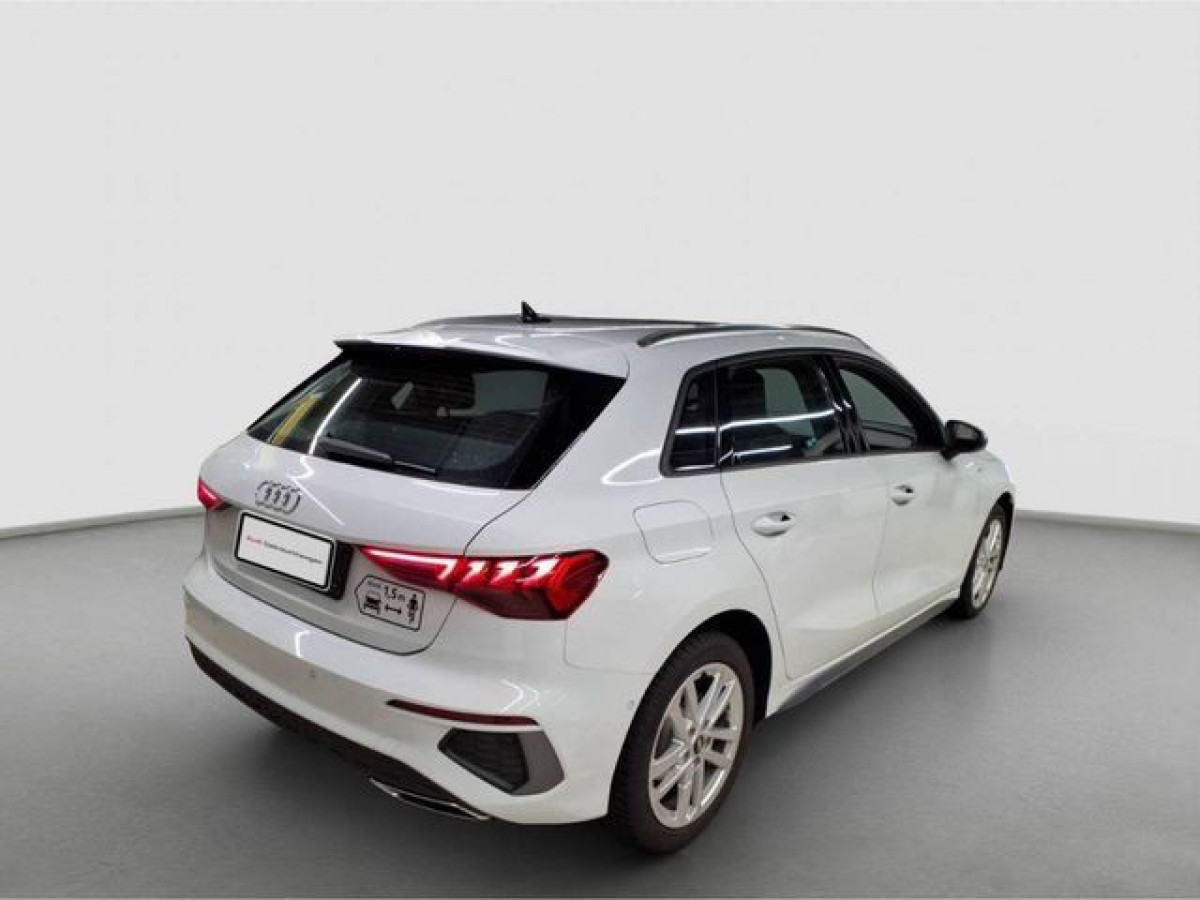 Thumb 1: Audi A3 Sportback 40 TFSIe S LINE KAMERA NAVI KLIMA LM17