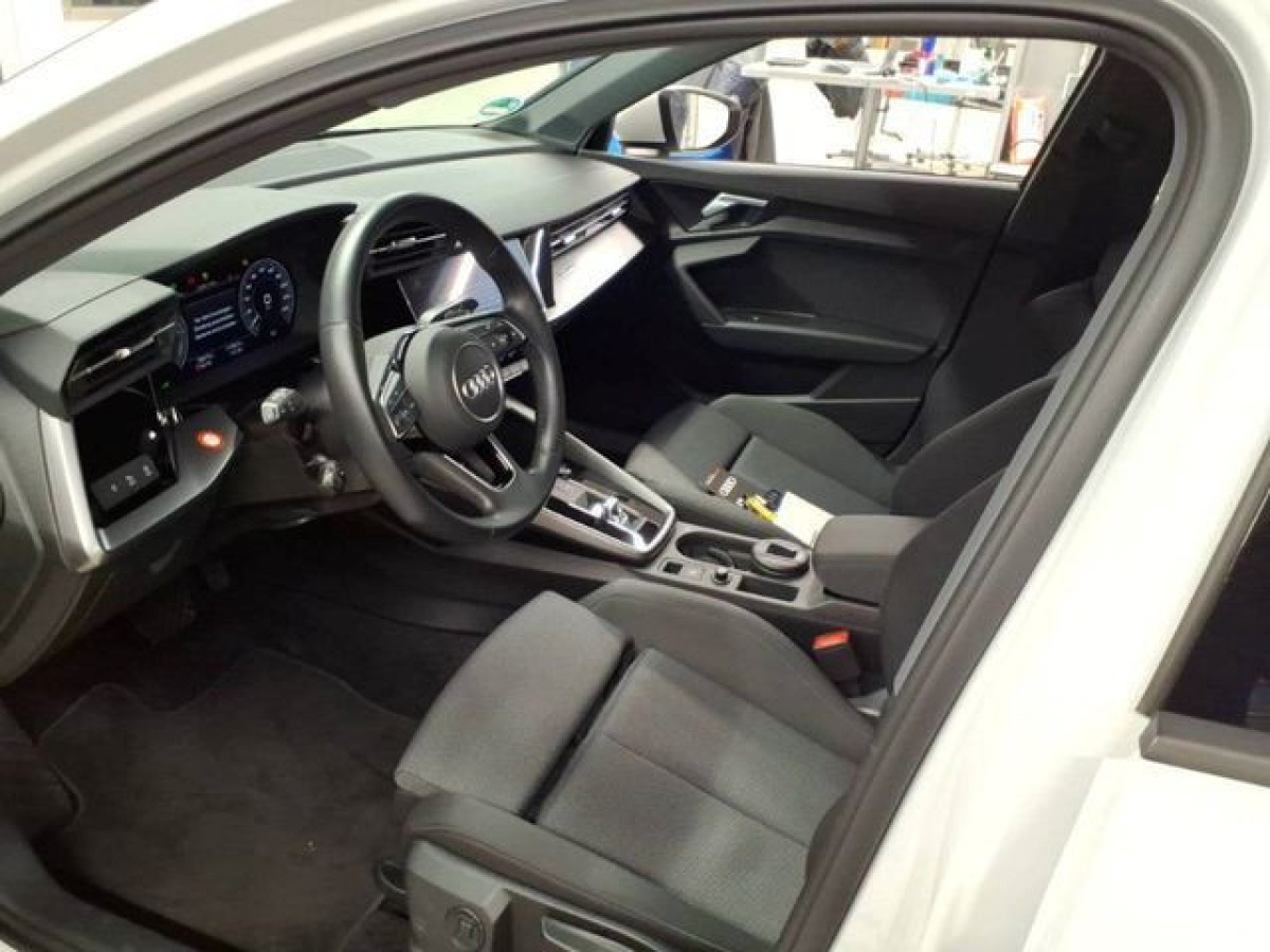 Thumb 2: Audi A3 Sportback 40 TFSIe S LINE KAMERA NAVI KLIMA LM17