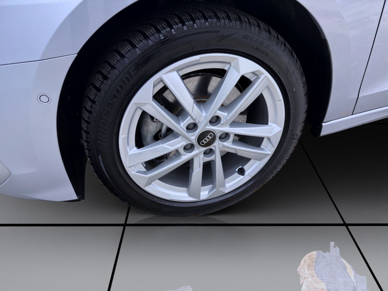 Bild 7: Audi A3 Sportback 40 TFSIe ADVANCED NAVI SHZG PDC VIRTUAL