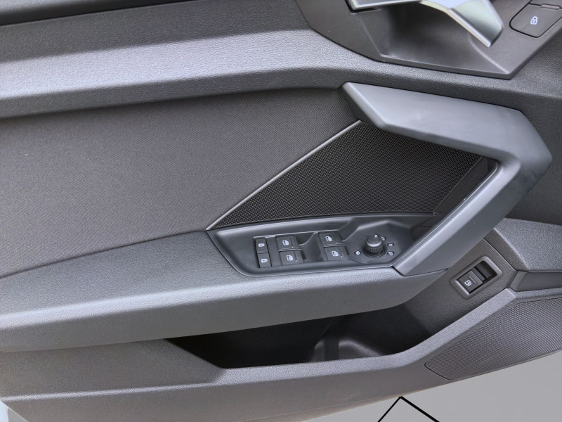 Bild 9: Audi A3 Sportback 40 TFSIe ADVANCED NAVI SHZG PDC VIRTUAL