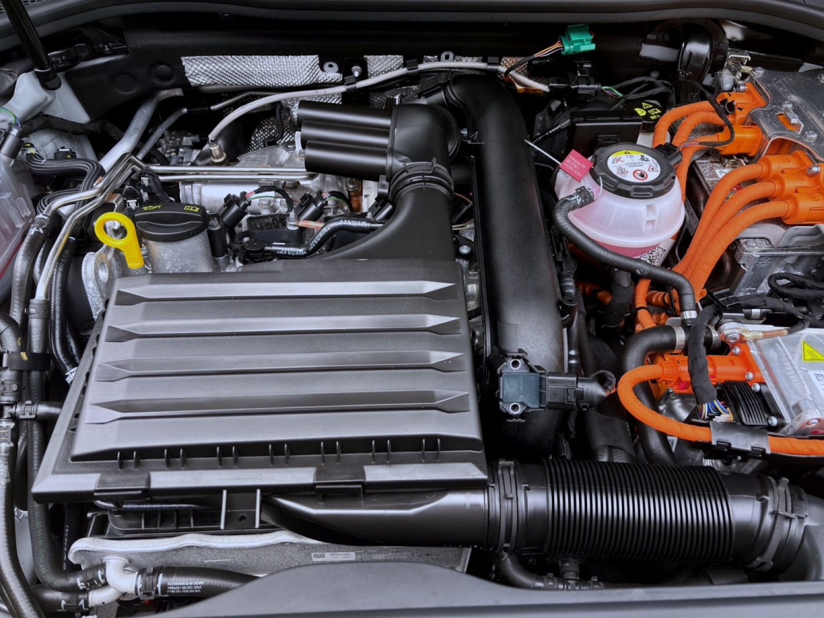 Thumb 17: Audi A3 Sportback 40 TFSIe ADVANCED NAVI SHZG PDC VIRTUAL