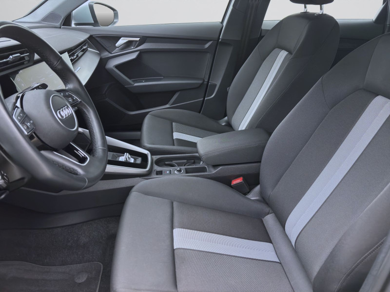 Bild 8: Audi A3 Sportback 40 TFSIe ADVANCED NAVI SHZG PDC VIRTUAL