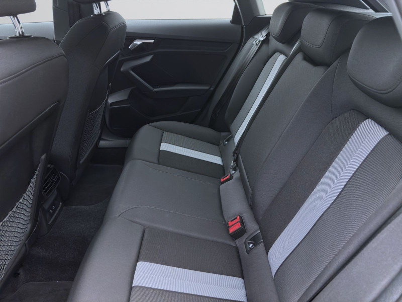 Bild 14: Audi A3 Sportback 40 TFSIe ADVANCED NAVI SHZG PDC VIRTUAL