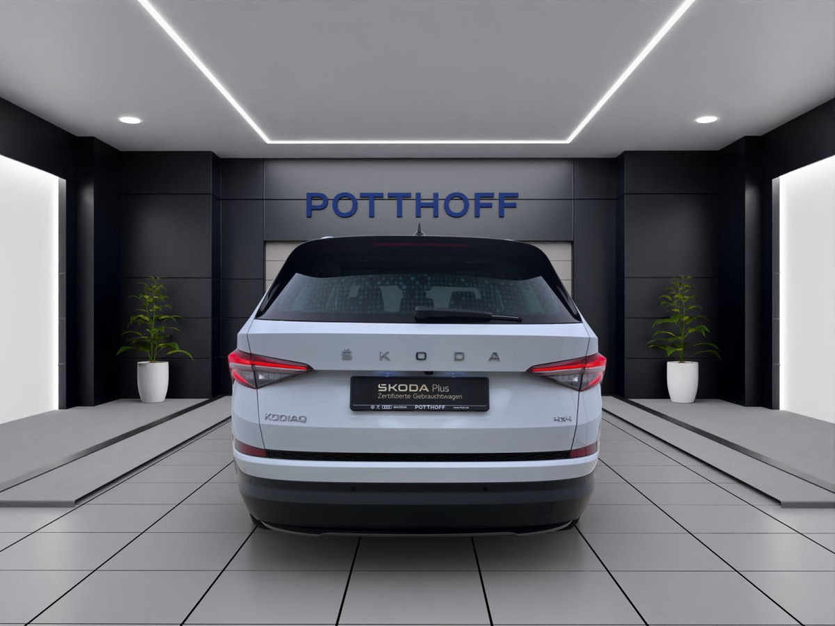 Thumb 2: Škoda Kodiaq 2.0 TDI DSG 4x4 STYLE PANO STDHZG AHK KAMERA