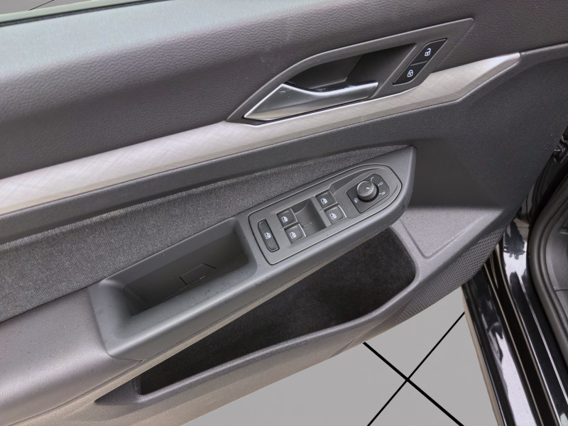 Bild 9: Volkswagen Golf Variant 1.5 TSI LIFE AHK NAVI ACC KAMERA