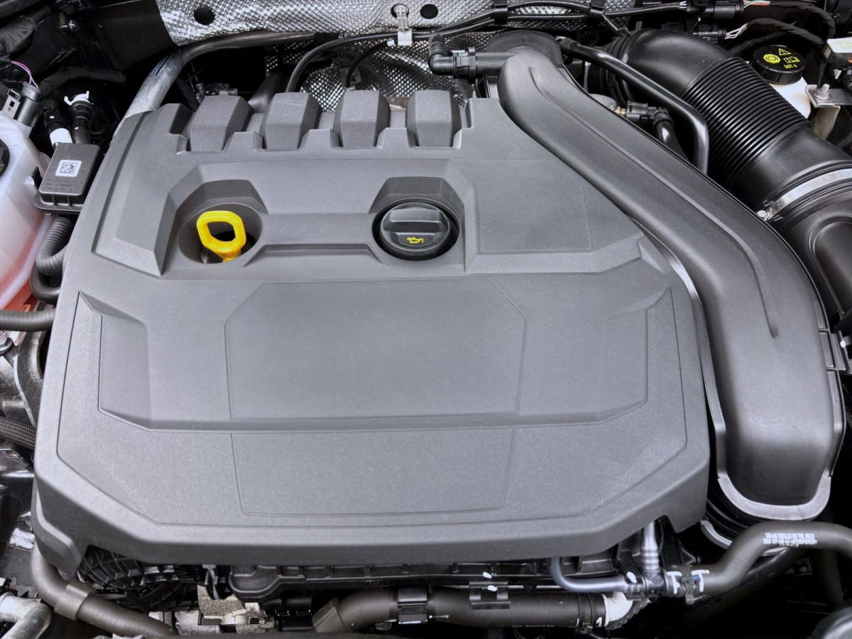 Thumb 17: Volkswagen Golf Variant 1.5 eTSI DSG LIFE NAVI PDC LED+ SITZHZG