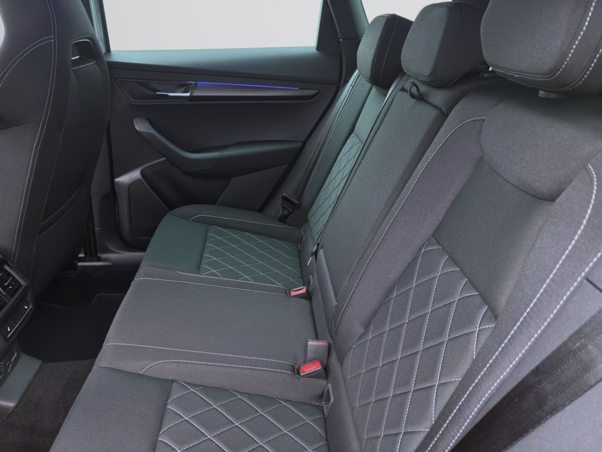 Thumb 14: Škoda Karoq 2.0 TSI DSG 4x4 SPORTLINE MATRIX PDC SITZHZG KLIMA