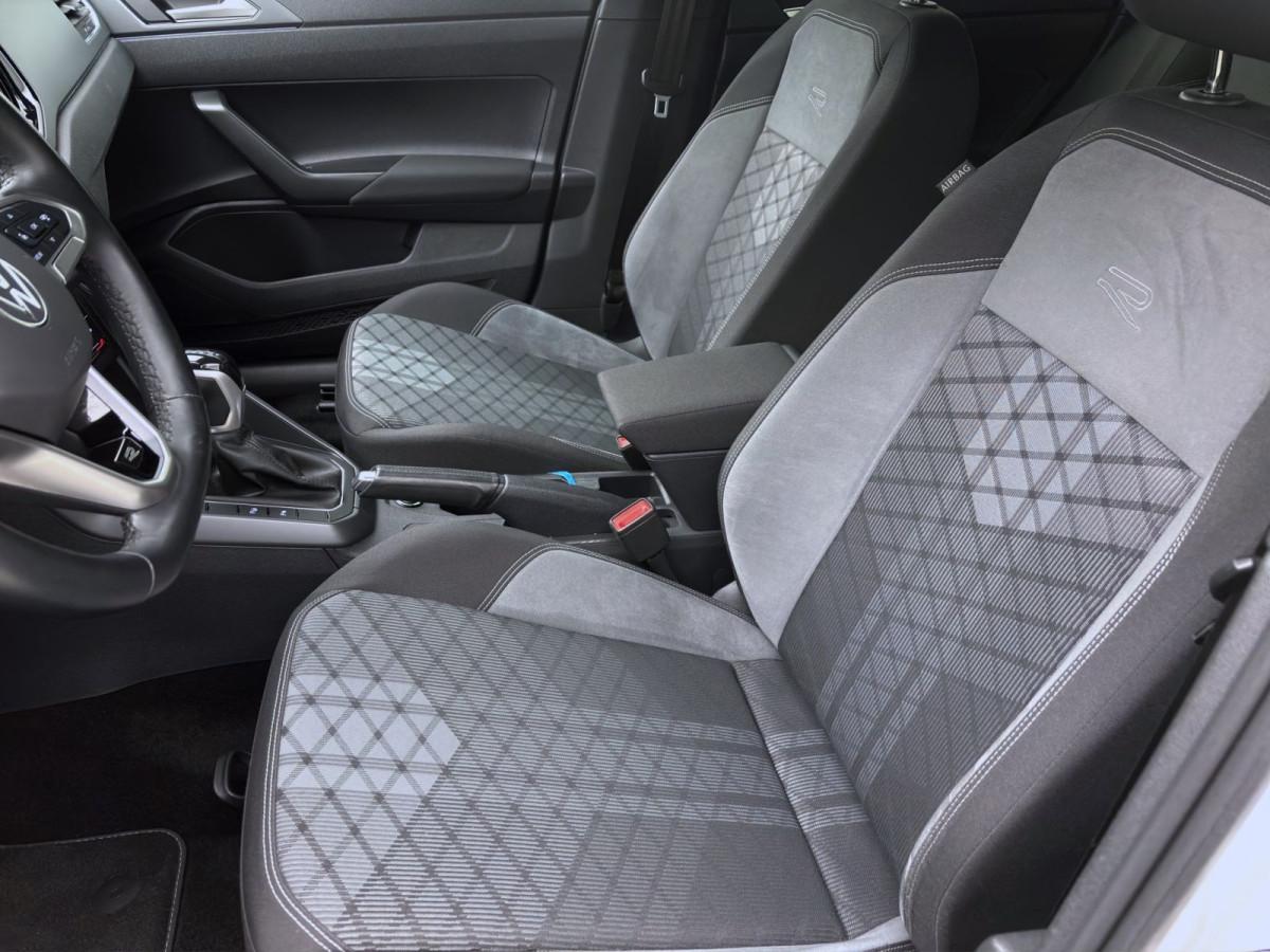 Thumb 8: Volkswagen Taigo 1.0 TSI DSG R-LINE AHK NAVI IQ.LIGHT KAMERA