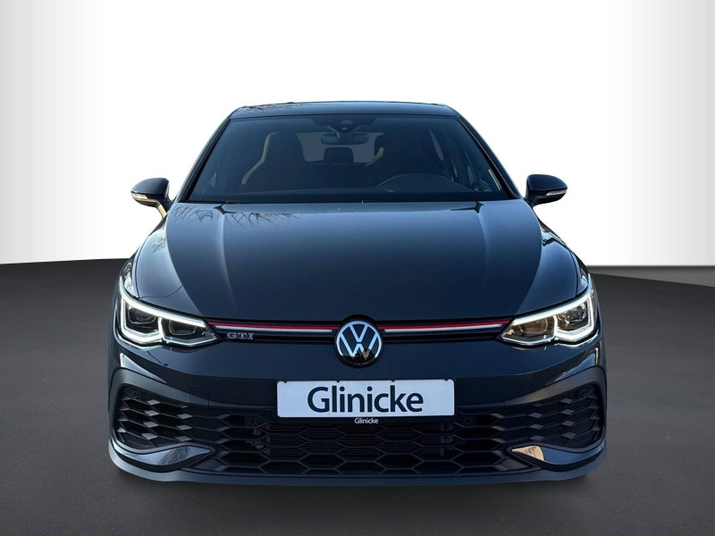 Volkswagen - Golf GTI