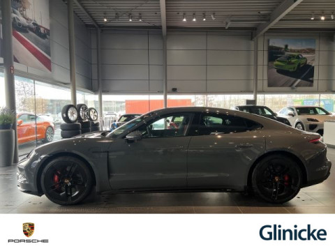 Porsche Taycan - Taycan GTS HA-Lenkung Active-Ride InnoDrive BOSE