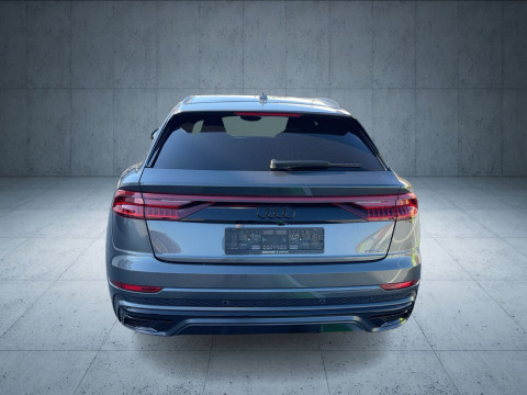 Audi Q8 - Q8 55 TFSI e S line HDMatrix/B&O/Assist/Leder/20"