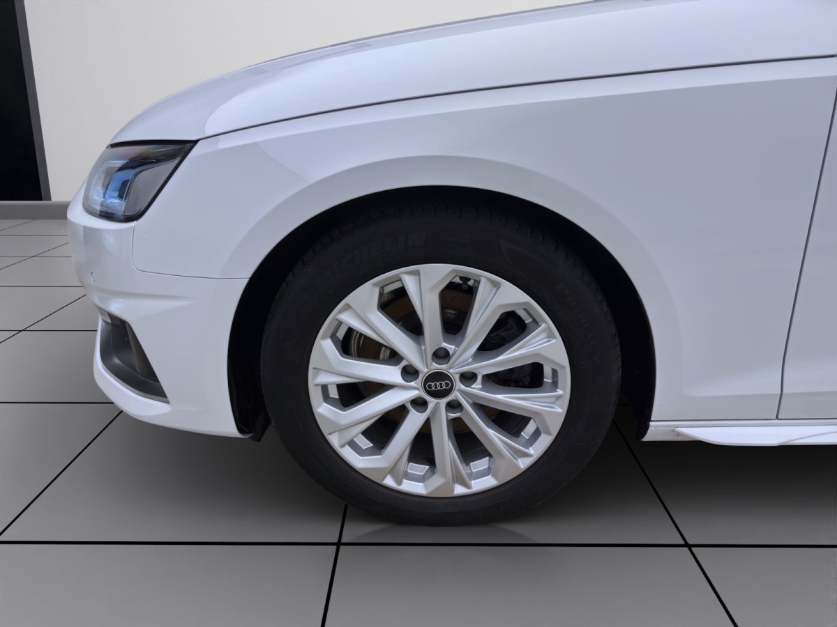 Thumb 7: Audi A4 Avant 30 TDI ADVANCED STDHZG KAMERA NAVI+ PDC