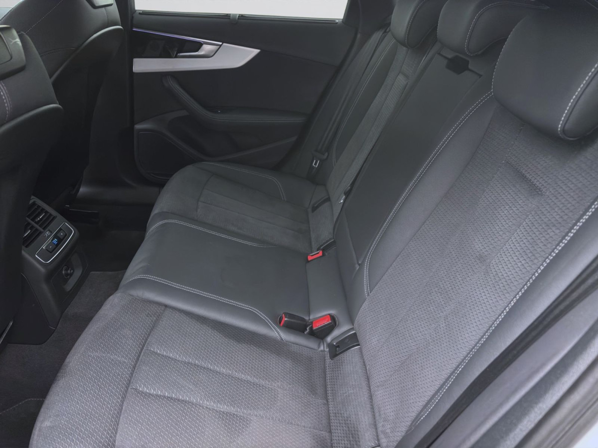 Thumb 14: Audi A4 Avant 35 TDI S LINE STDHZG AHK NAVI LED