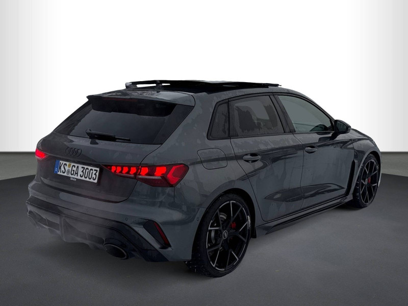 Audi - RS 3 Sportback