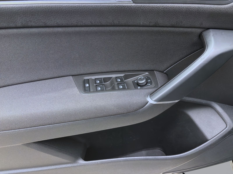 Bild 9: Volkswagen Touran 2.0 TDI DSG COMFORTLINE PANO AHK NAVI KAMERA